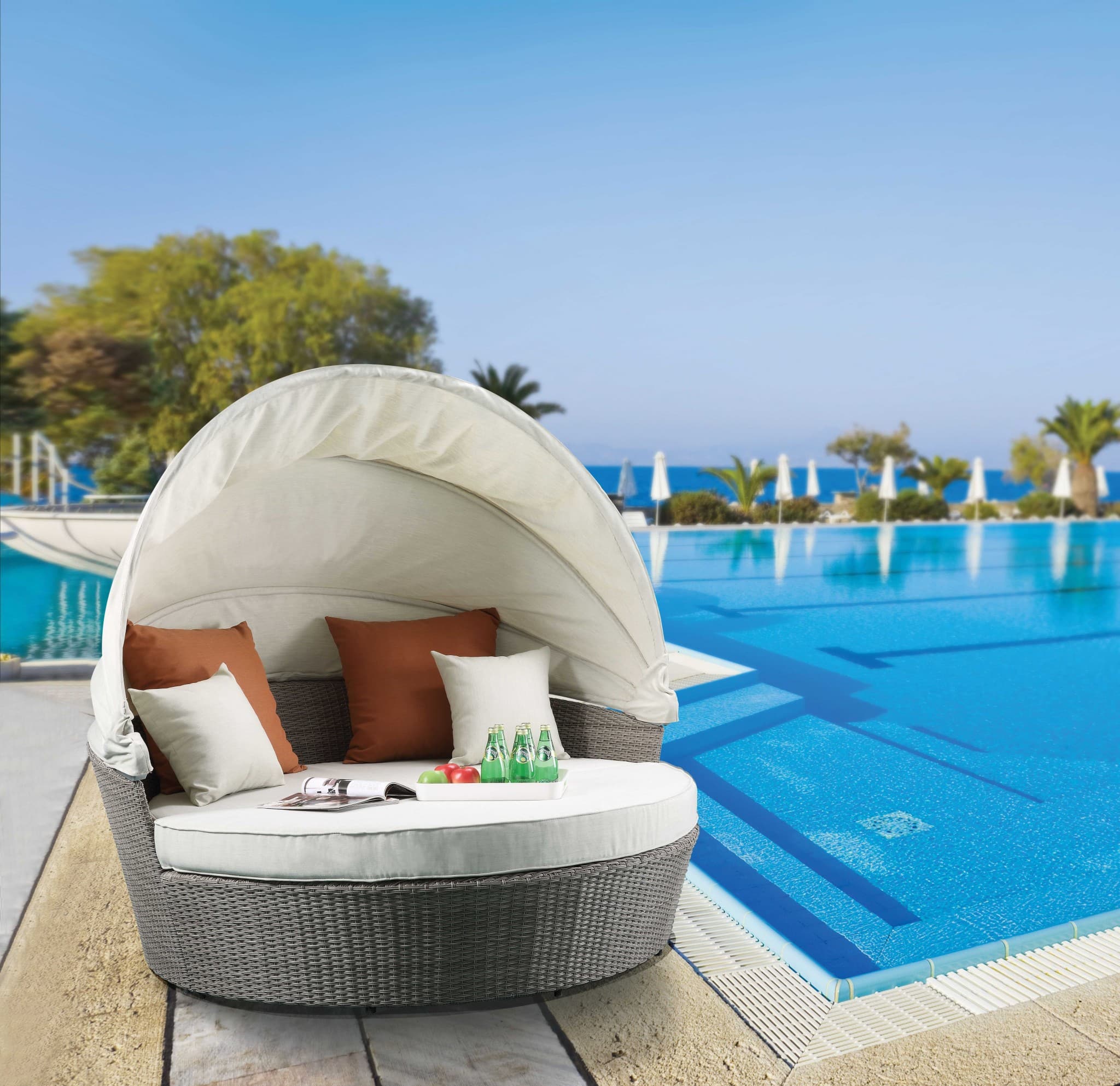 Set Of Two Beige Fabric And Gray Wicker Patio Canopy Daybed - Image 7