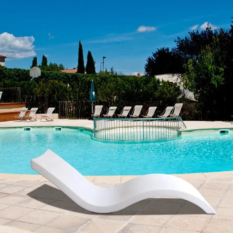 Ledge lounger Signature Chaise - Image 3