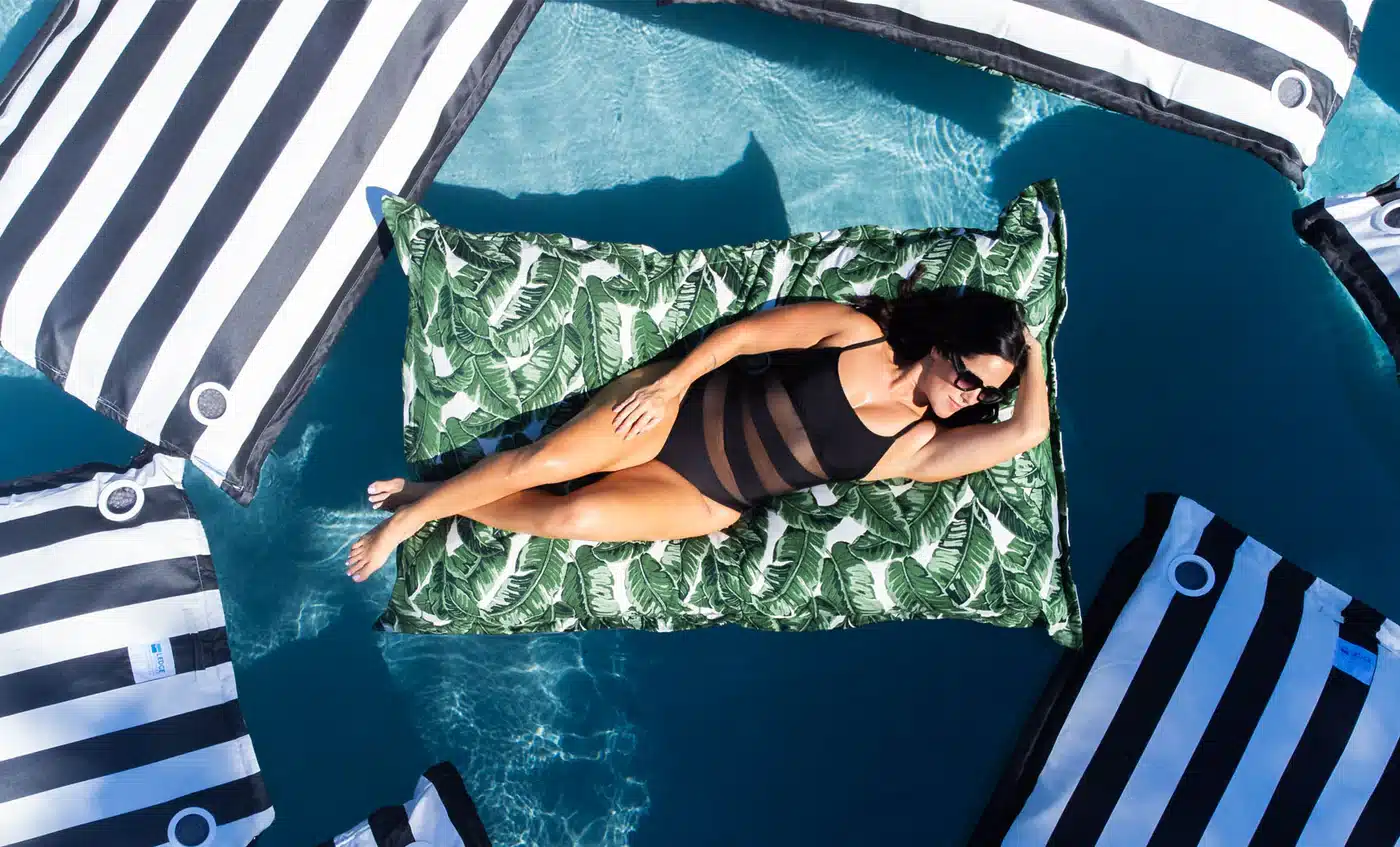 Luxurious Laze-y Days Float Bundle - Image 2